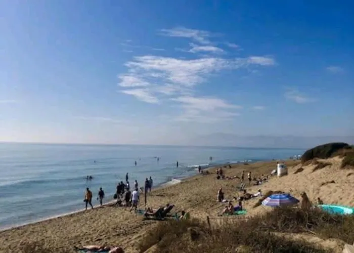 Modern Beachside Apartament Marbella