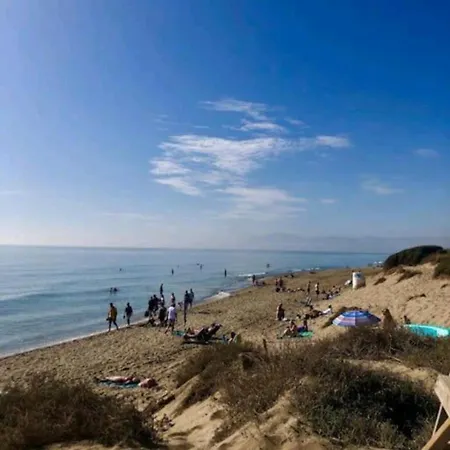 Modern Beachside דירה מארבלה