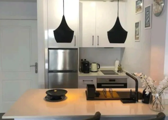 Modern Beachside شقة ماربيا