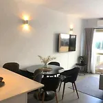 Appartement Modern Beachside